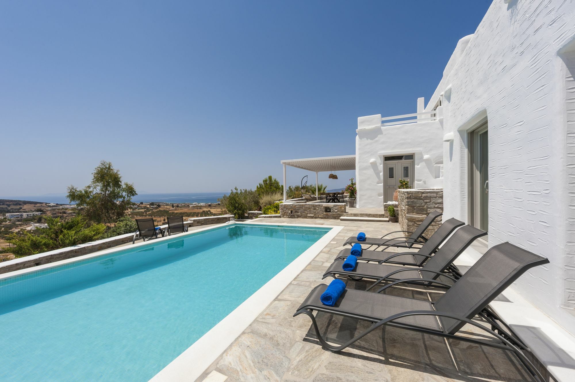 Niriides Luxury Villas Alikí Exterior foto